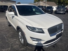 Used 2019  Lincoln MKC 4d SUV AWD Select at City Wide Auto Credit near Toledo&comma; OH