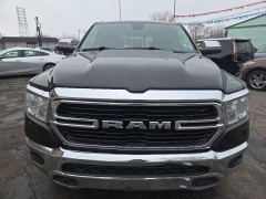 Used 2019  Ram 1500 4WD Crew Cab Big Horn&sol;Lone Star Longbed at City Wide Auto Credit near Toledo&comma; OH