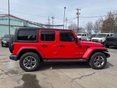 Used 2020  Jeep Wrangler Unlimited 4d SUV 4WD Sahara at City Wide Auto Credit near Toledo&comma; OH