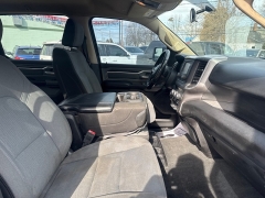 Used 2019  Ram 1500 4WD Crew Cab Big Horn&sol;Lone Star at City Wide Auto Credit near Toledo&comma; OH