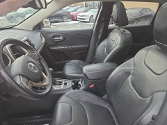 Used 2015  Jeep Cherokee 4d SUV 4WD Limited V6 at City Wide Auto Credit near Toledo&comma; OH