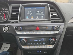 Used 2019  Hyundai Sonata 4d Sedan Limited 2&period;4L at City Wide Auto Credit near Toledo&comma; OH