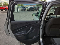 Used 2017  Ford C-MAX Hybrid 4d Hatchback SE at City Wide Auto Credit near Toledo, OH