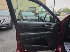 Used 2019  Jeep Grand Cherokee 4d SUV 4WD Overland V6 at City Wide Auto Credit near Toledo&comma; OH