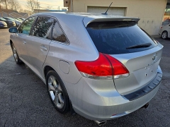 Used 2011  Toyota Venza 4d SUV AWD V6 at City Wide Auto Credit near Toledo&comma; OH