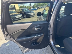 Used 2022  Jeep Cherokee X 4x4 at City Wide Auto Credit near Toledo&comma; OH