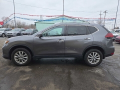 Used 2020  Nissan Rogue 4d SUV AWD SV at City Wide Auto Credit near Toledo&comma; OH