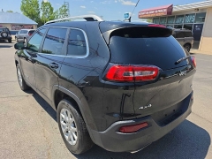 Used 2015  Jeep Cherokee 4d SUV 4WD Latitude V6 at City Wide Auto Credit near Toledo&comma; OH
