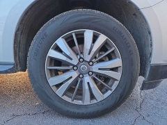 Used 2020  Nissan Pathfinder 4d SUV FWD SV at City Wide Auto Credit near Toledo&comma; OH