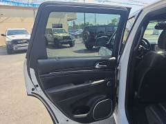 Used 2019  Jeep Grand Cherokee 4d SUV 4WD Overland V6 High Altitude at City Wide Auto Credit near Toledo&comma; OH