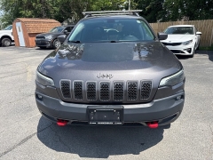 Used 2019  Jeep Cherokee 4d SUV 4WD Trailhawk Elite 3&period;2L at City Wide Auto Credit near Toledo&comma; OH