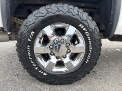 Used 2016  GMC Sierra 2500 4WD Double Cab SLT at City Wide Auto Credit near Toledo&comma; OH