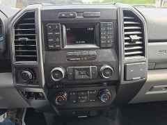 Used 2018  Ford Super Duty F-250 4WD Crew Cab XLT at City Wide Auto Credit near Toledo&comma; OH