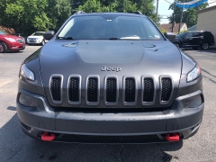 Used 2015  Jeep Cherokee 4d SUV 4WD Trailhawk V6 at City Wide Auto Credit near Toledo, OH