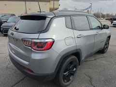 Used 2018  Jeep Compass 4d SUV FWD Latitude at City Wide Auto Credit near Toledo&comma; OH