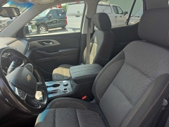 Used 2020  Chevrolet Traverse 4d SUV AWD LT Cloth w&sol;1LT at City Wide Auto Credit near Toledo&comma; OH