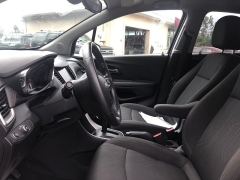 Used 2020  Chevrolet Trax 4d SUV AWD LT at City Wide Auto Credit near Toledo, OH