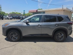 Used 2021  Nissan Rogue FWD S at City Wide Auto Credit near Toledo&comma; OH