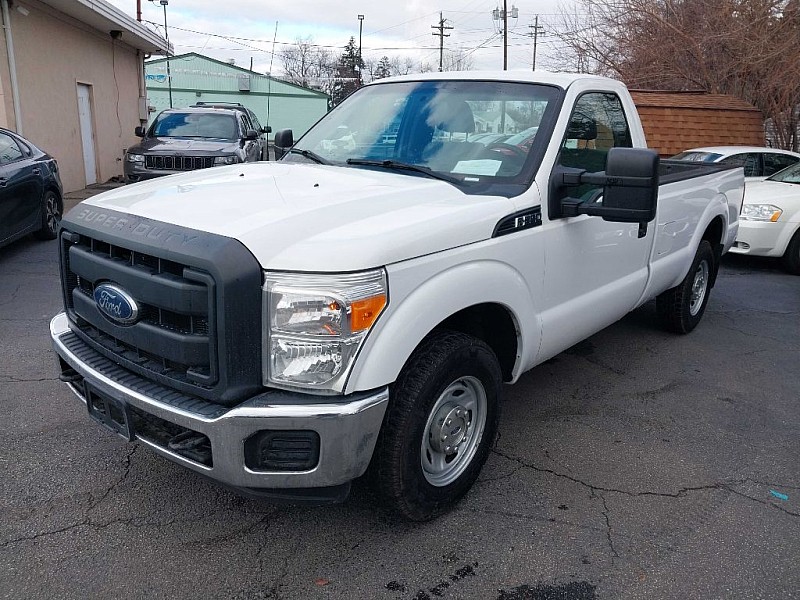 Used 2016  Ford Super Duty F-250 2WD Reg Cab XLT at City Wide Auto Credit near Toledo, OH
