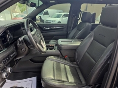 Used 2021  GMC Yukon 4WD 4dr Denali at City Wide Auto Credit near Toledo&comma; OH