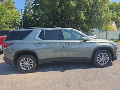 Used 2022  Chevrolet Traverse AWD 4dr LT Cloth w&sol;1LT at City Wide Auto Credit near Toledo&comma; OH