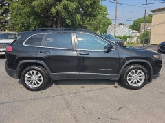 Used 2022  Jeep Cherokee X 4x4 at City Wide Auto Credit near Toledo&comma; OH