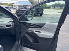 Used 2020  Chevrolet Equinox 4d SUV AWD LS w/1LS at City Wide Auto Credit near Toledo, OH