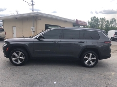 Used 2021  Jeep Grand Cherokee L Limited 4x4 at City Wide Auto Credit near Toledo, OH