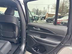 Used 2024  Jeep Grand Cherokee Laredo 4x4 at City Wide Auto Credit near Toledo&comma; OH