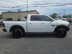 Used 2019  Ram 1500 Classic 4WD Crew Cab SLT at City Wide Auto Credit near Toledo, OH