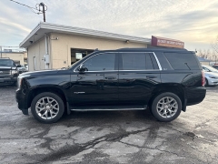 Used 2020  GMC Yukon 4d SUV 4WD SLT Standard Edition at City Wide Auto Credit near Toledo&comma; OH
