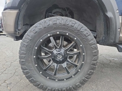 Used 2018  Ford F-150 4WD SuperCrew Lariat 5 1&sol;2 at City Wide Auto Credit near Toledo&comma; OH