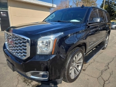Used 2018  GMC Yukon 4d SUV 4WD Denali at City Wide Auto Credit near Toledo&comma; OH