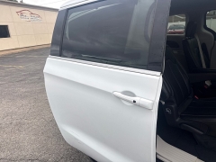 Used 2023  Chrysler Pacifica Touring L FWD at City Wide Auto Credit near Toledo&comma; OH