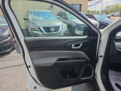 Used 2023  Jeep Compass Latitude 4x4 at City Wide Auto Credit near Toledo&comma; OH