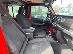 Used 2020  Jeep Wrangler Unlimited 4d SUV 4WD Sahara at City Wide Auto Credit near Toledo&comma; OH