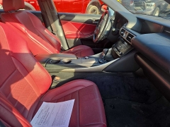 Used 2014  Lexus IS 350 4dr Sdn RWD at City Wide Auto Credit near Toledo&comma; OH