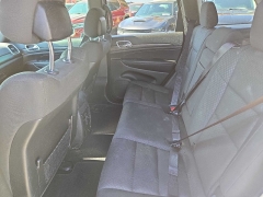 Used 2020  Jeep Grand Cherokee 4d SUV 4WD Laredo at City Wide Auto Credit near Toledo, OH