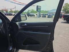 Used 2020  Jeep Grand Cherokee 4d SUV 4WD Overland V6 at City Wide Auto Credit near Toledo&comma; OH
