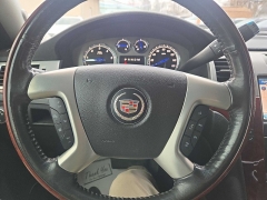 Used 2014  Cadillac Escalade 4d SUV AWD Premium at City Wide Auto Credit near Toledo&comma; OH