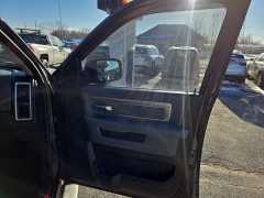 Used 2016  Ram 1500 4WD Crew Cab Big Horn at City Wide Auto Credit near Toledo&comma; OH