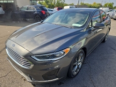 Used 2020  Ford Fusion 4d Sedan FWD SEL at City Wide Auto Credit near Toledo, OH