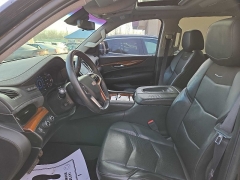 Used 2017  Cadillac Escalade 4d SUV 4WD Premium Luxury at City Wide Auto Credit near Toledo&comma; OH