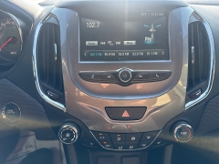 Used 2018  Chevrolet Cruze 4d Sedan LT Auto at City Wide Auto Credit near Toledo, OH