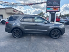 Used 2018  Ford Explorer 4d SUV 4WD XLT at City Wide Auto Credit near Toledo, OH