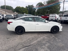 Used 2020  Nissan Altima 4d Sedan AWD 2&period;5L S at City Wide Auto Credit near Toledo&comma; OH