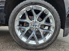 Used 2020  GMC Yukon 4d SUV 4WD Denali at City Wide Auto Credit near Toledo&comma; OH