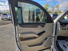 Used 2018  GMC Yukon 4d SUV 4WD Denali at City Wide Auto Credit near Toledo, OH