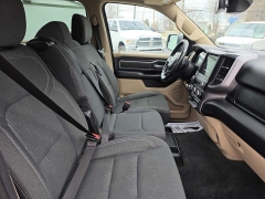 Used 2020  Ram 1500 4WD Crew Cab Big Horn Longbed at City Wide Auto Credit near Toledo&comma; OH