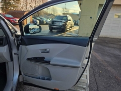 Used 2011  Toyota Venza 4d SUV AWD V6 at City Wide Auto Credit near Toledo&comma; OH